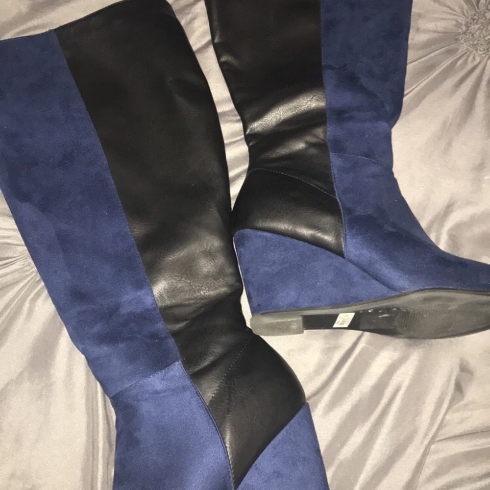 Knee high wide width boot